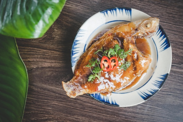 Cá chiên sốt me