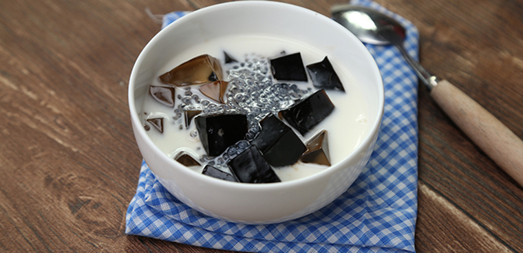 Chè sương sáo sữa dừa