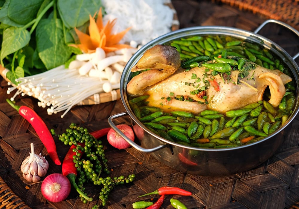 Lẩu gà ớt hiểm