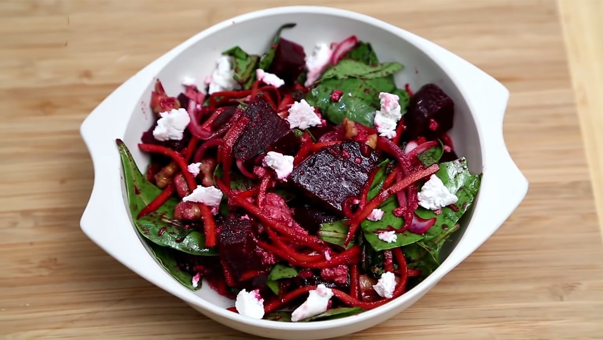 Salad củ dền luộc trộn chanh