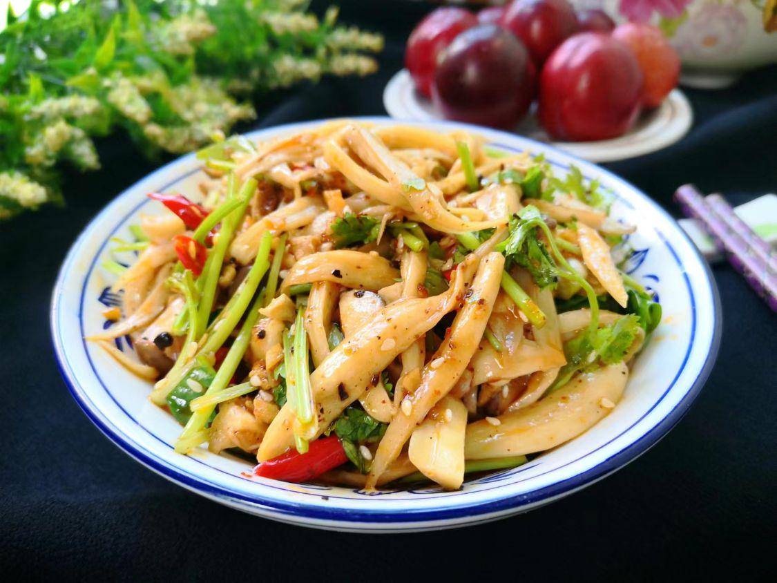 Salad nấm đùi gà luộc trộn chanh tiêu