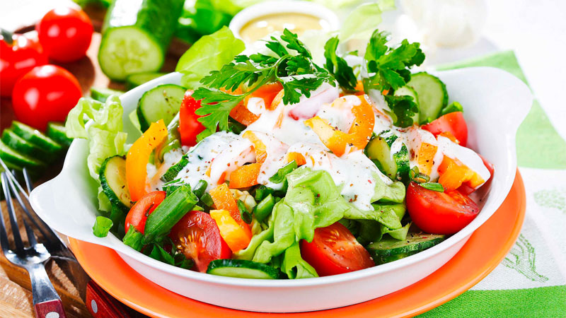 Salad trái cây sốt sữa chua