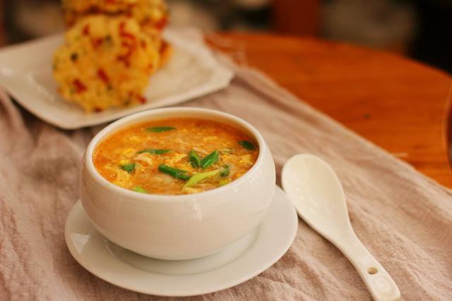 Súp trứng cà chua