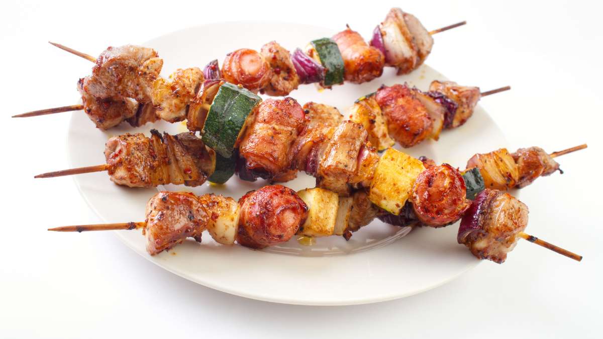 Thịt xiên que nướng ngũ vị